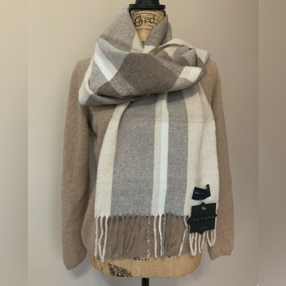 IWT 100% wool unisex tan neutral-block fringed scarf NWT made in Italy